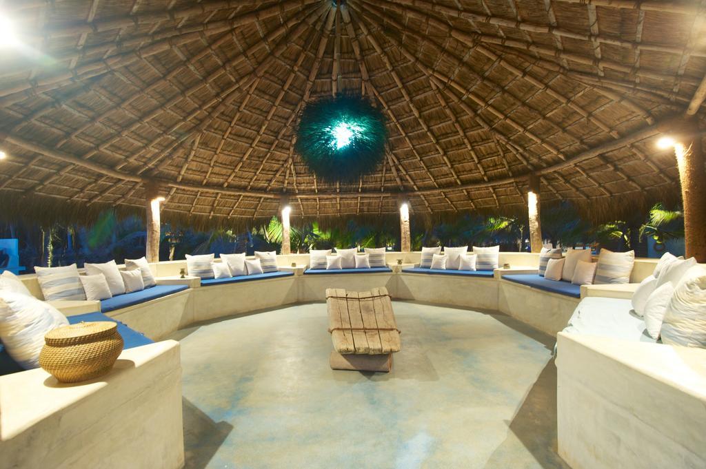 Dolphin Beach Resort Kalpitiya Exterior photo